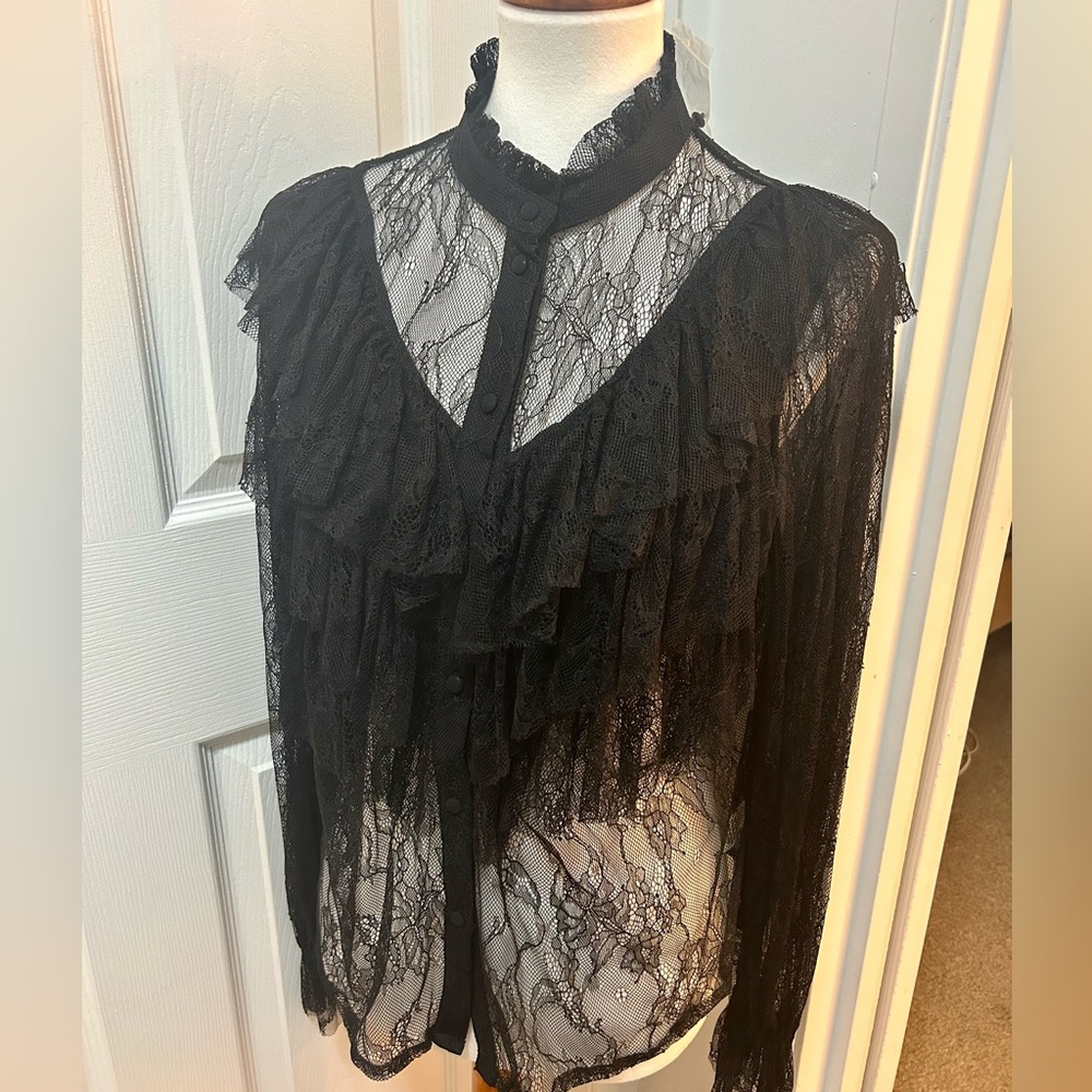 LACE RUFFLE BUTTON DOWN SHIRT - Picture 2 of 5